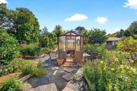 521 S Sale Street Ellettsville IN 47429