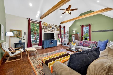 521 S Sale Street Ellettsville IN 47429