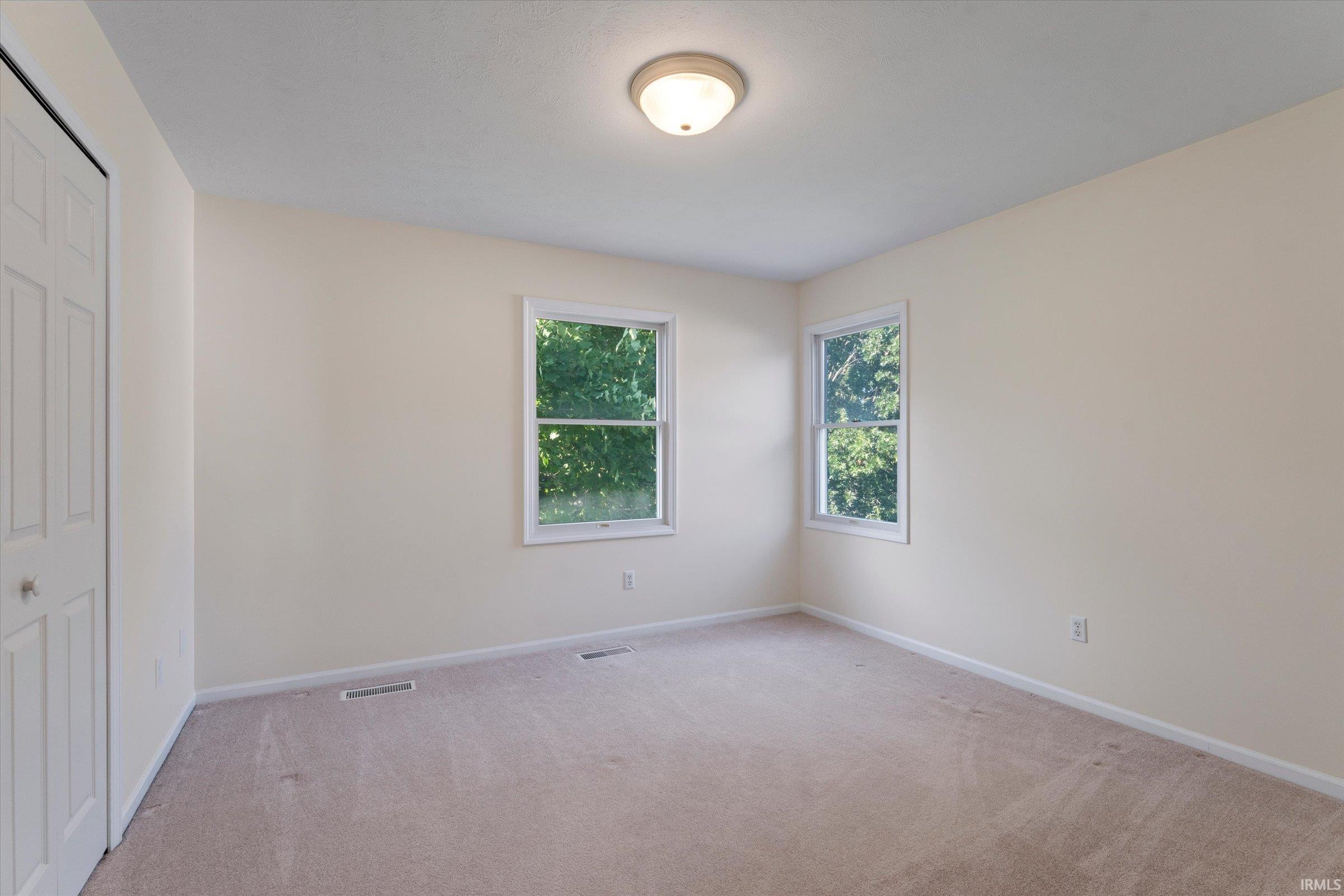 601 Finch Drive South Bend IN 46614