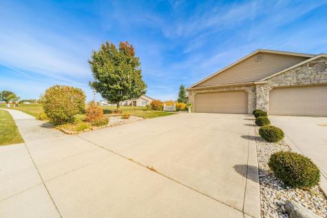 12 Clubview Drive Hartford City IN 47348