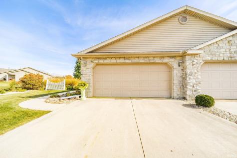 12 Clubview Drive Hartford City IN 47348