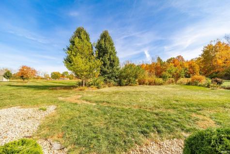 12 Clubview Drive Hartford City IN 47348