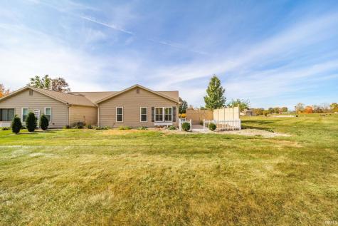 12 Clubview Drive Hartford City IN 47348