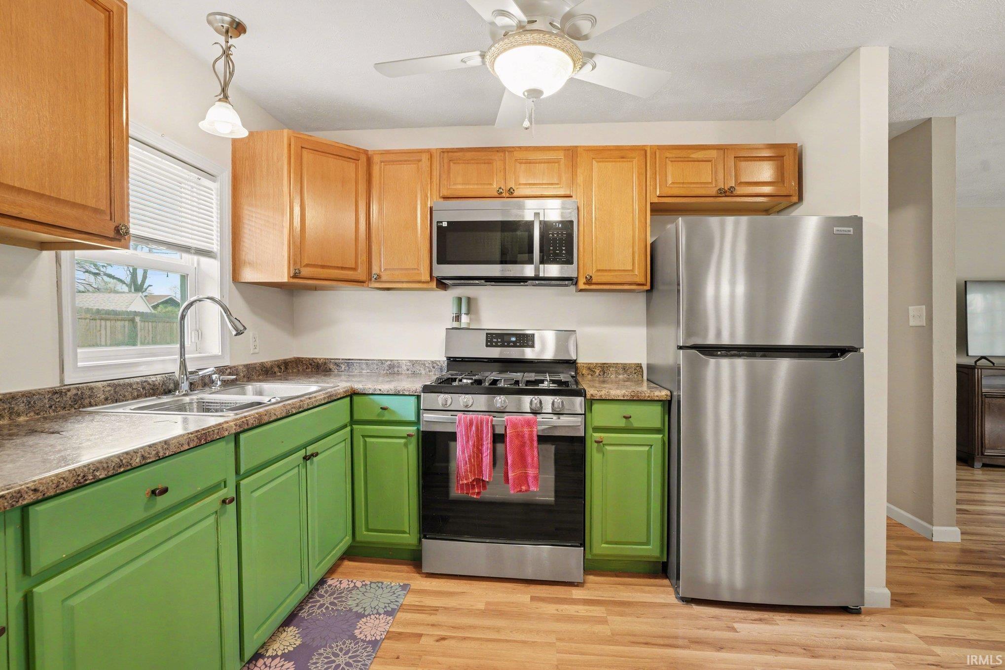 1207 Manchester Drive South Bend IN 46615