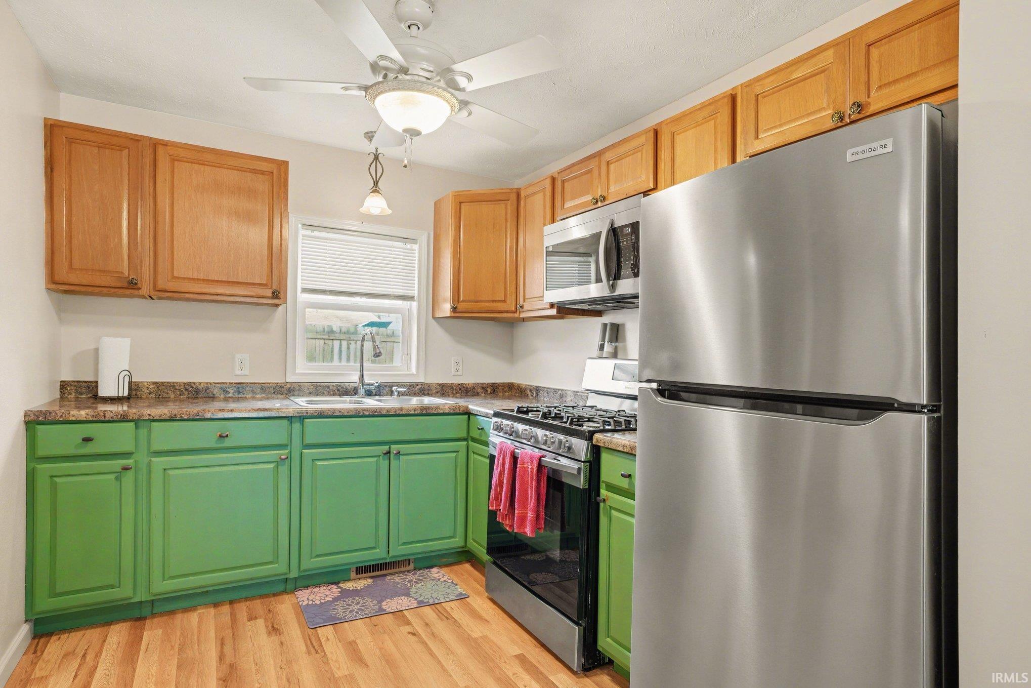 1207 Manchester Drive South Bend IN 46615