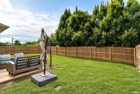 7737 Tavalon Drive Evansville IN 47715