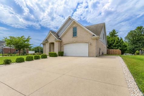 7737 Tavalon Drive Evansville IN 47715