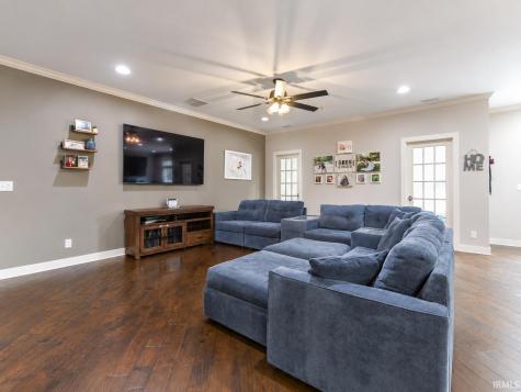 7737 Tavalon Drive Evansville IN 47715