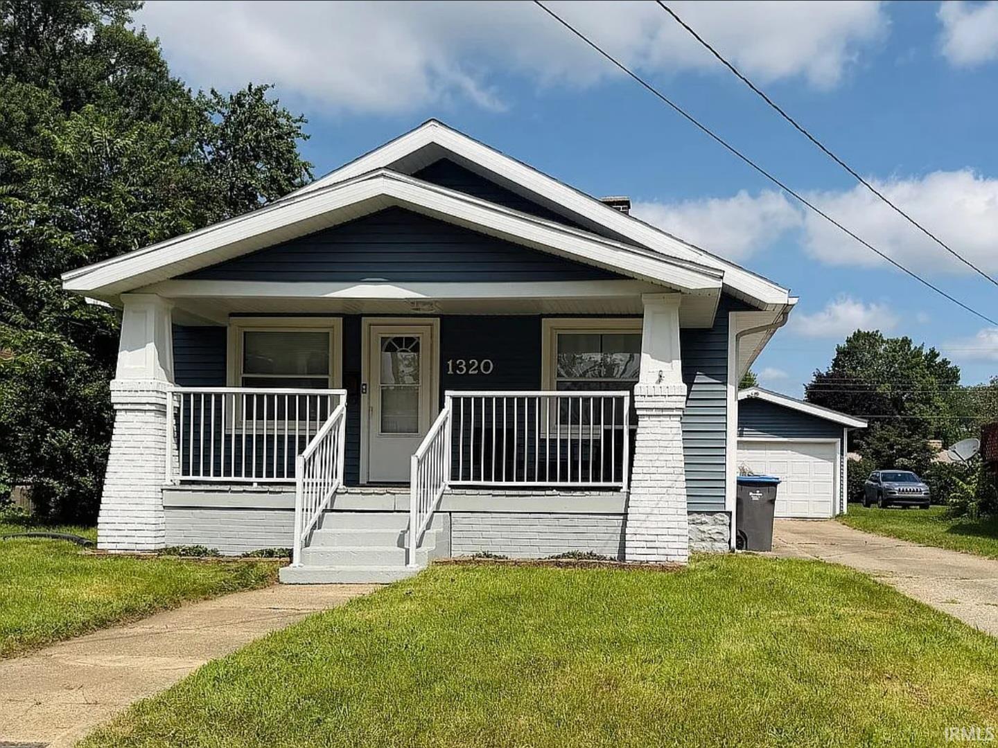 1320 E Beardsley Avenue Elkhart IN 46514