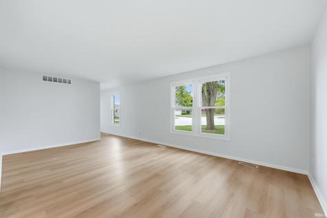 7611 Dunleith Court Fort Wayne IN 46815