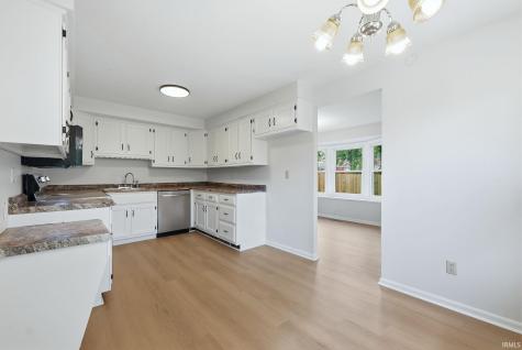 7611 Dunleith Court Fort Wayne IN 46815