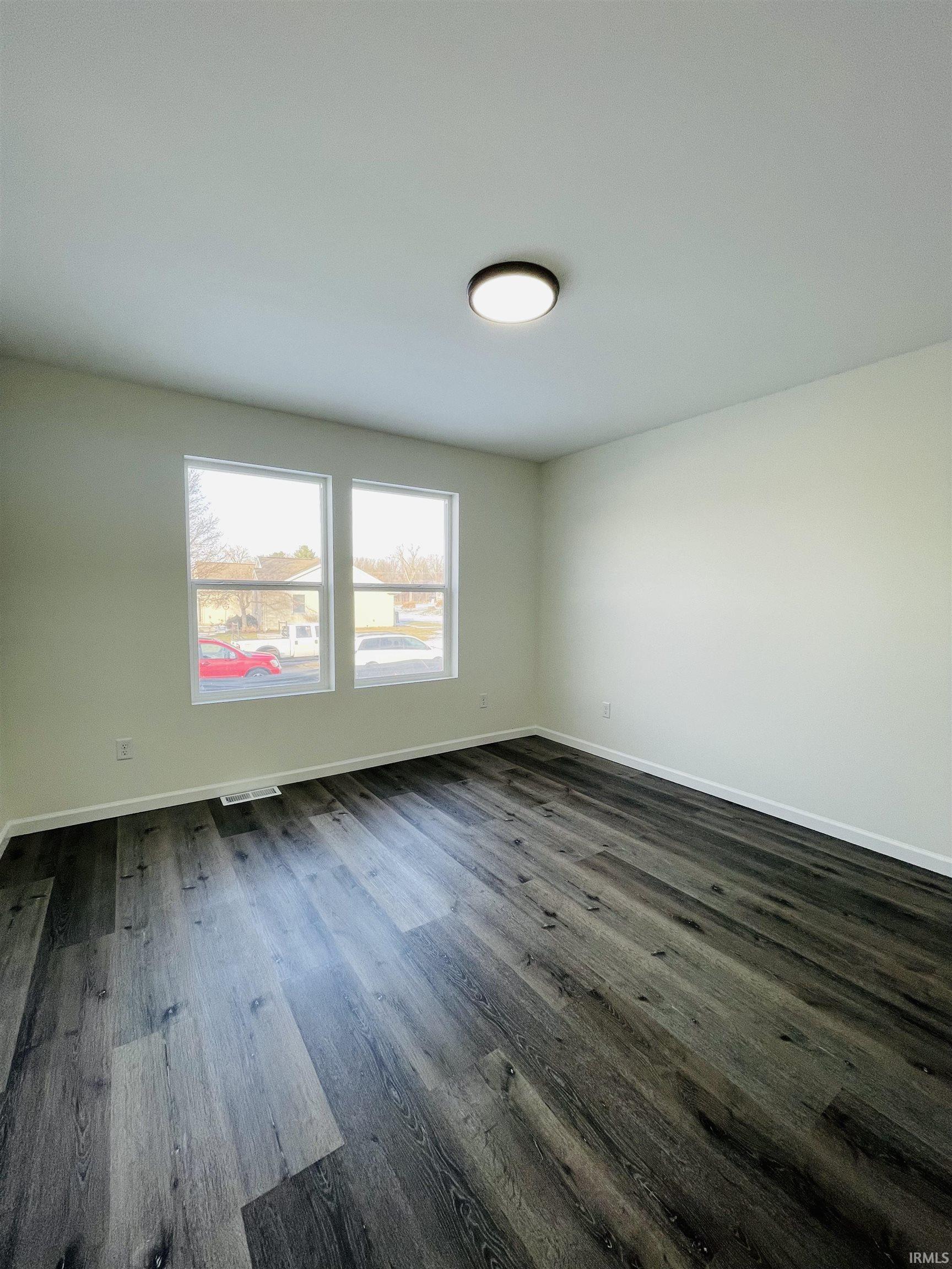 23902 Oak Dale Street Elkhart IN 46516