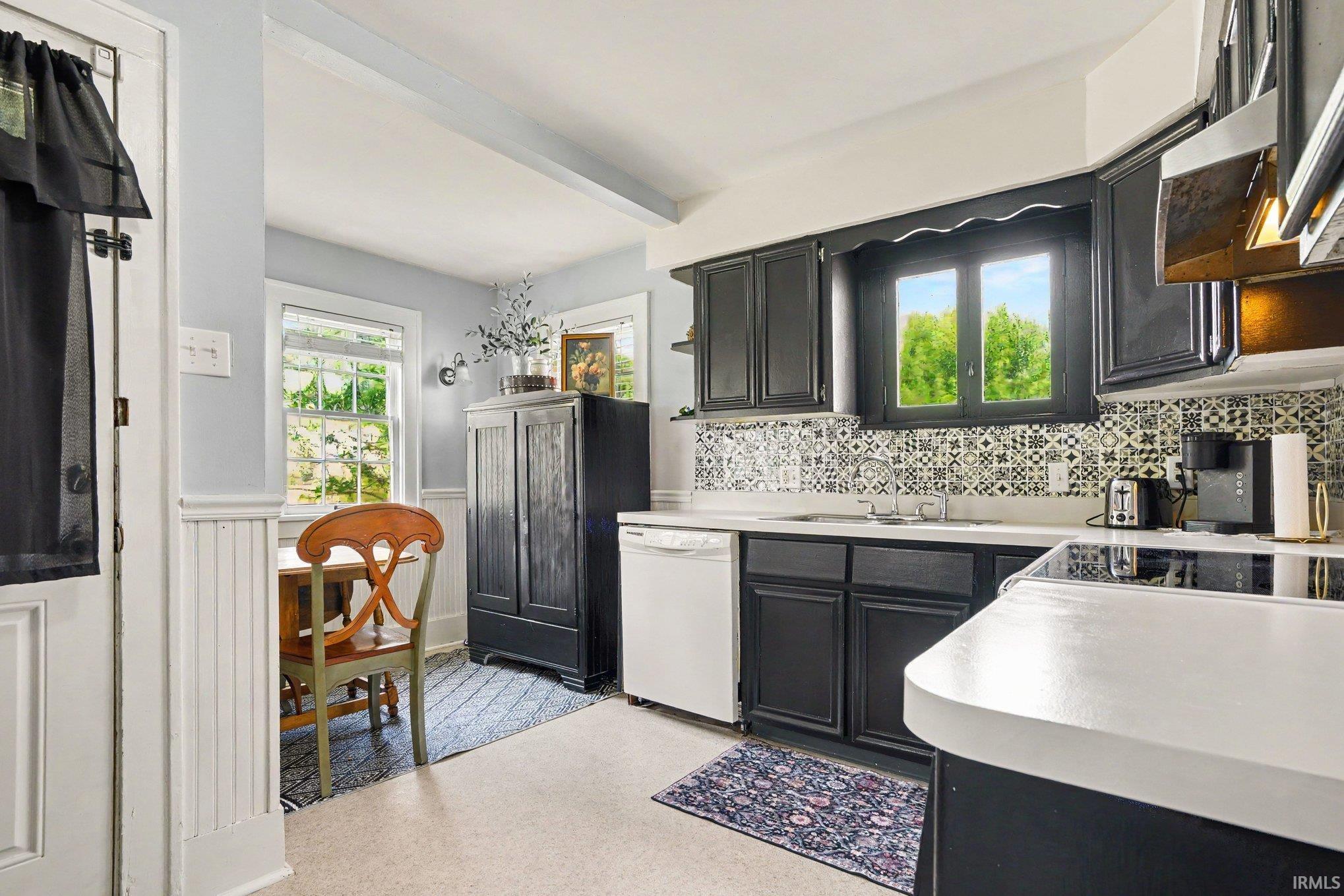 1949 Beverly Place South Bend IN 46616