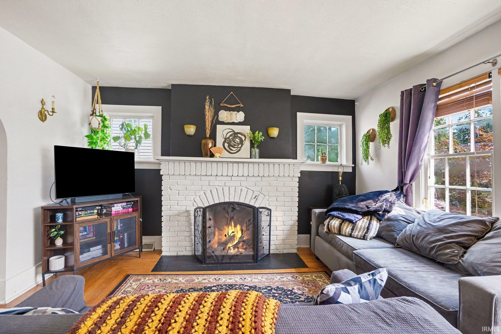 1949 Beverly Place South Bend IN 46616