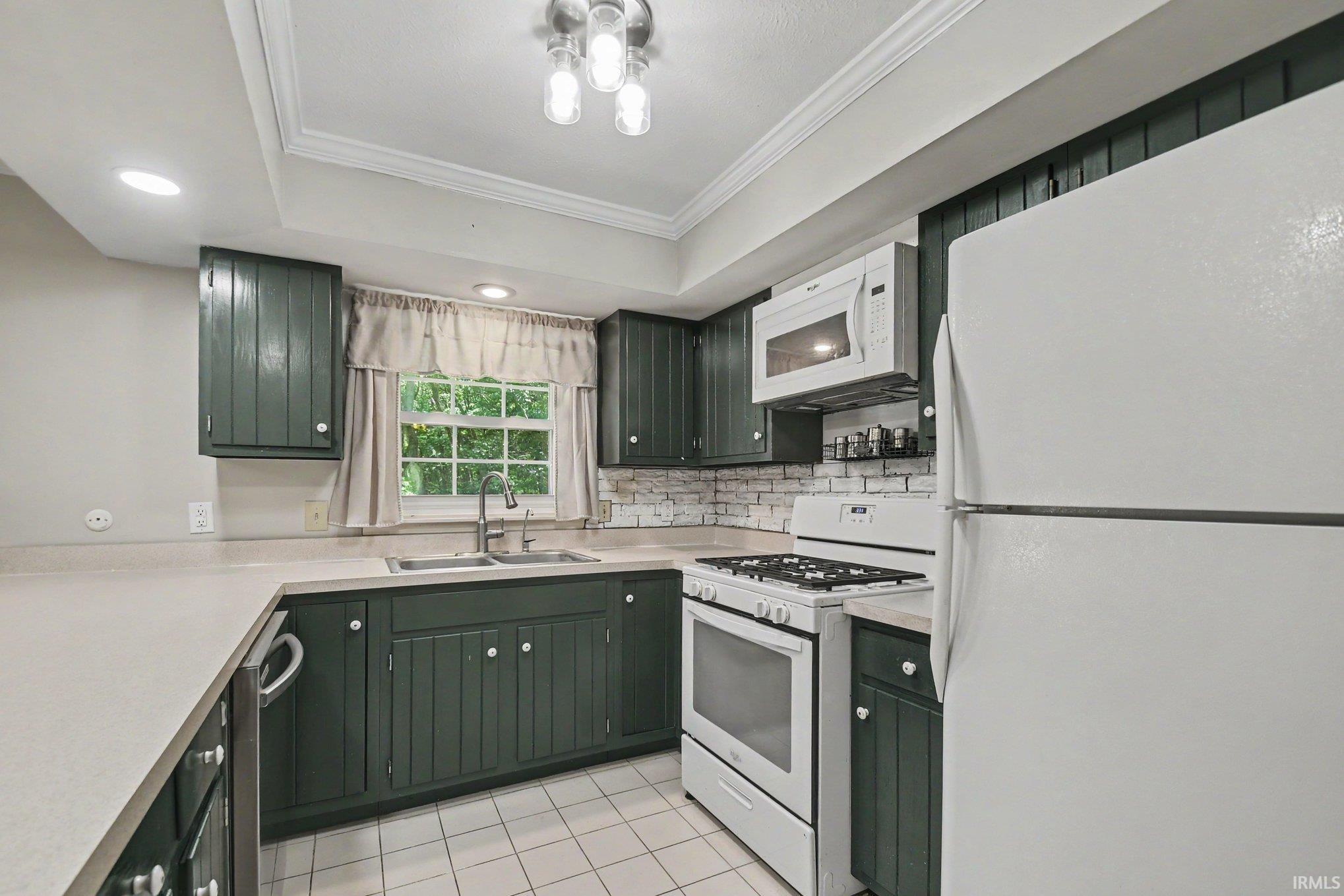 21462 Ravenna Drive South Bend IN 46628