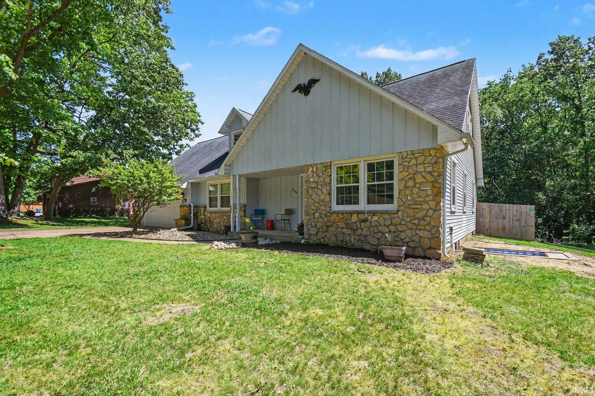 21462 Ravenna Drive South Bend IN 46628