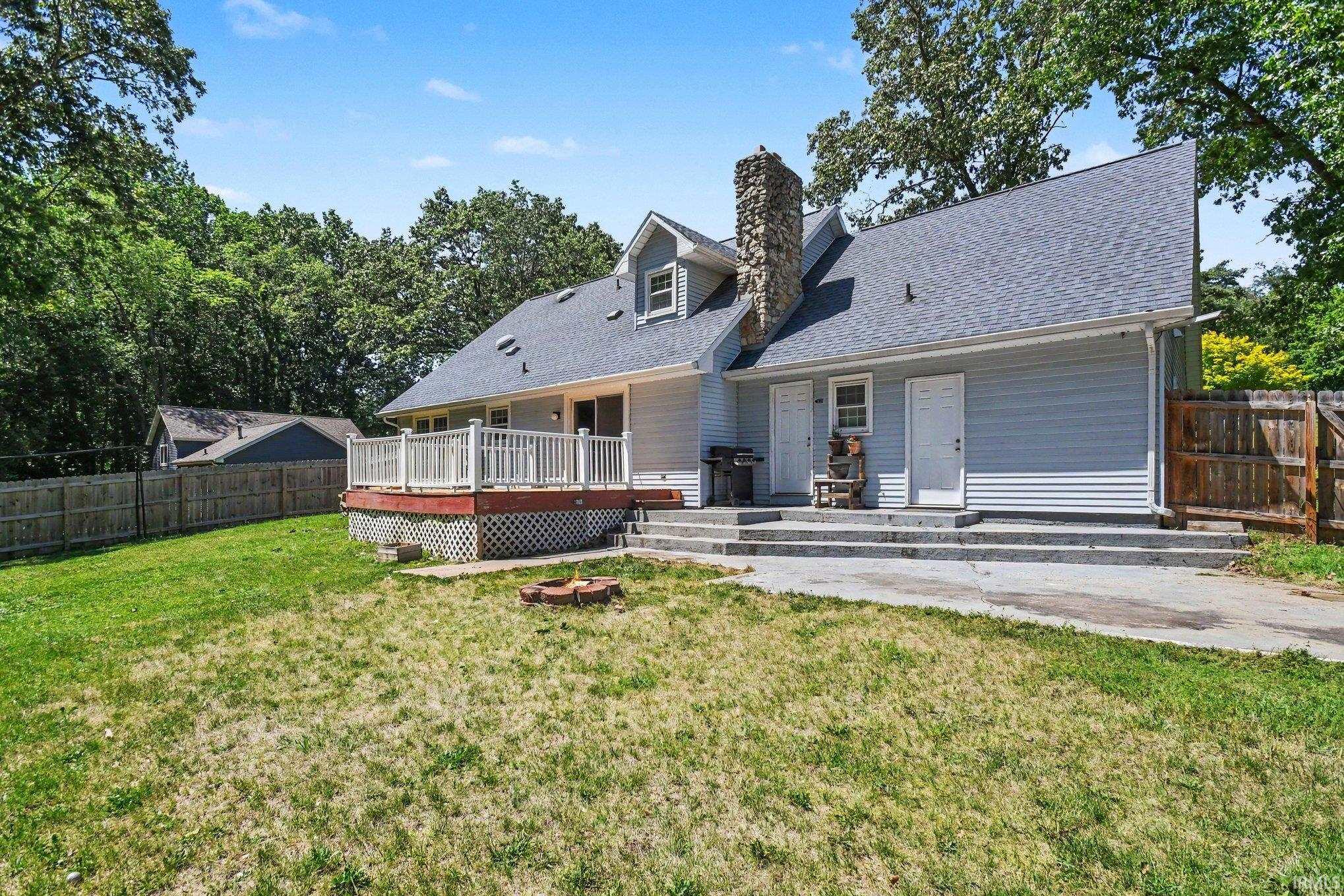 21462 Ravenna Drive South Bend IN 46628