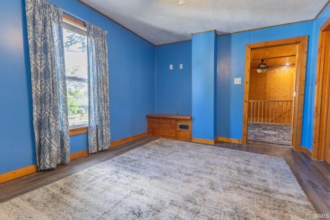 214 E South Street Winchester IN 47394