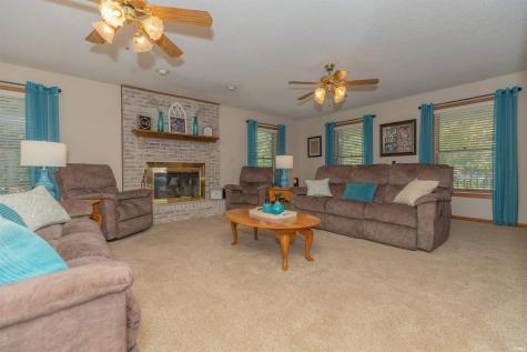 1531 Kings Bridge Road Evansville IN 47725