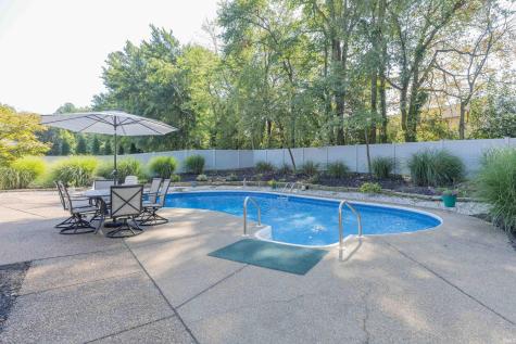 1531 Kings Bridge Road Evansville IN 47725