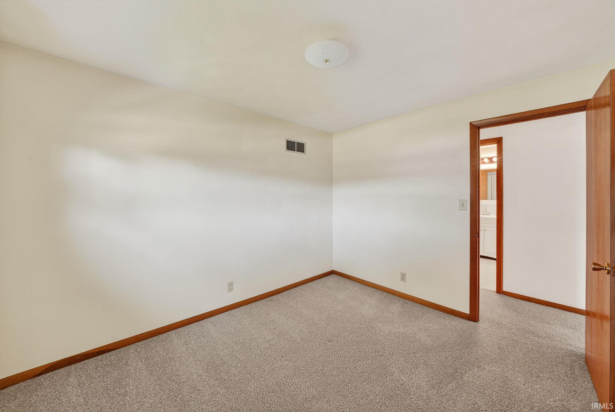 612 W 14th Street Mishawaka IN 46544