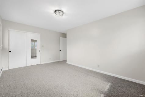 2304 W Cambridge Drive Muncie IN 47304