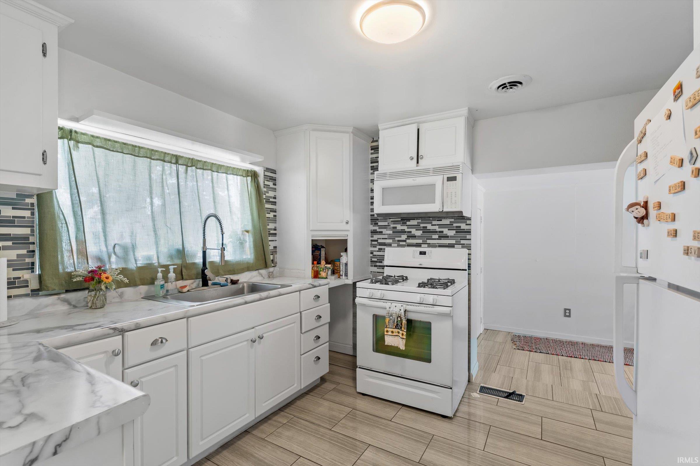 1313 E Douglas Street Goshen IN 46528