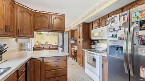 4421 S State Road 5 Road South Whitley IN 46787