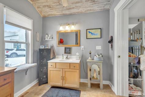 9405 E Southshore Drive Unionville IN 47468