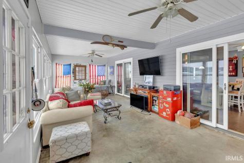 9405 E Southshore Drive Unionville IN 47468