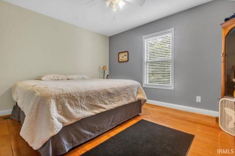 230 New Sandpit Acres Bedford IN 47421