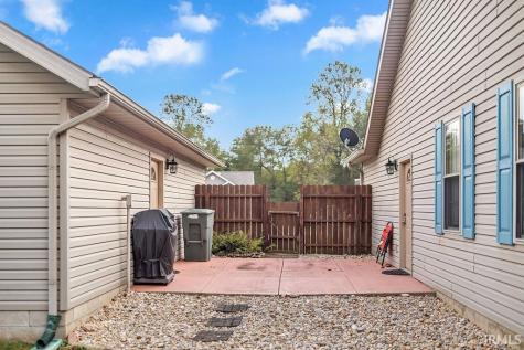 230 New Sandpit Acres Bedford IN 47421