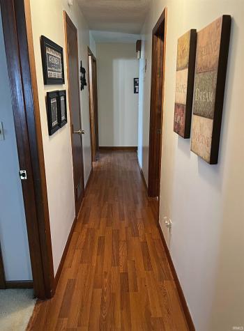1860 Dogwood Lane Linton IN 47441
