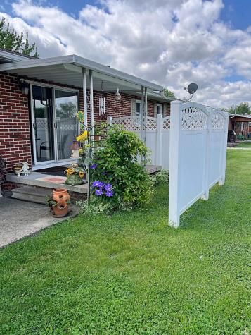 1860 Dogwood Lane Linton IN 47441