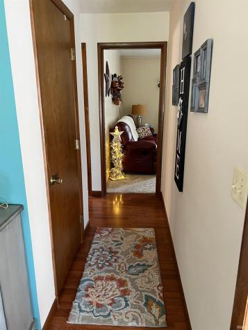 1860 Dogwood Lane Linton IN 47441