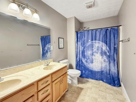 1909 Kyverdale Drive Lafayette IN 47909
