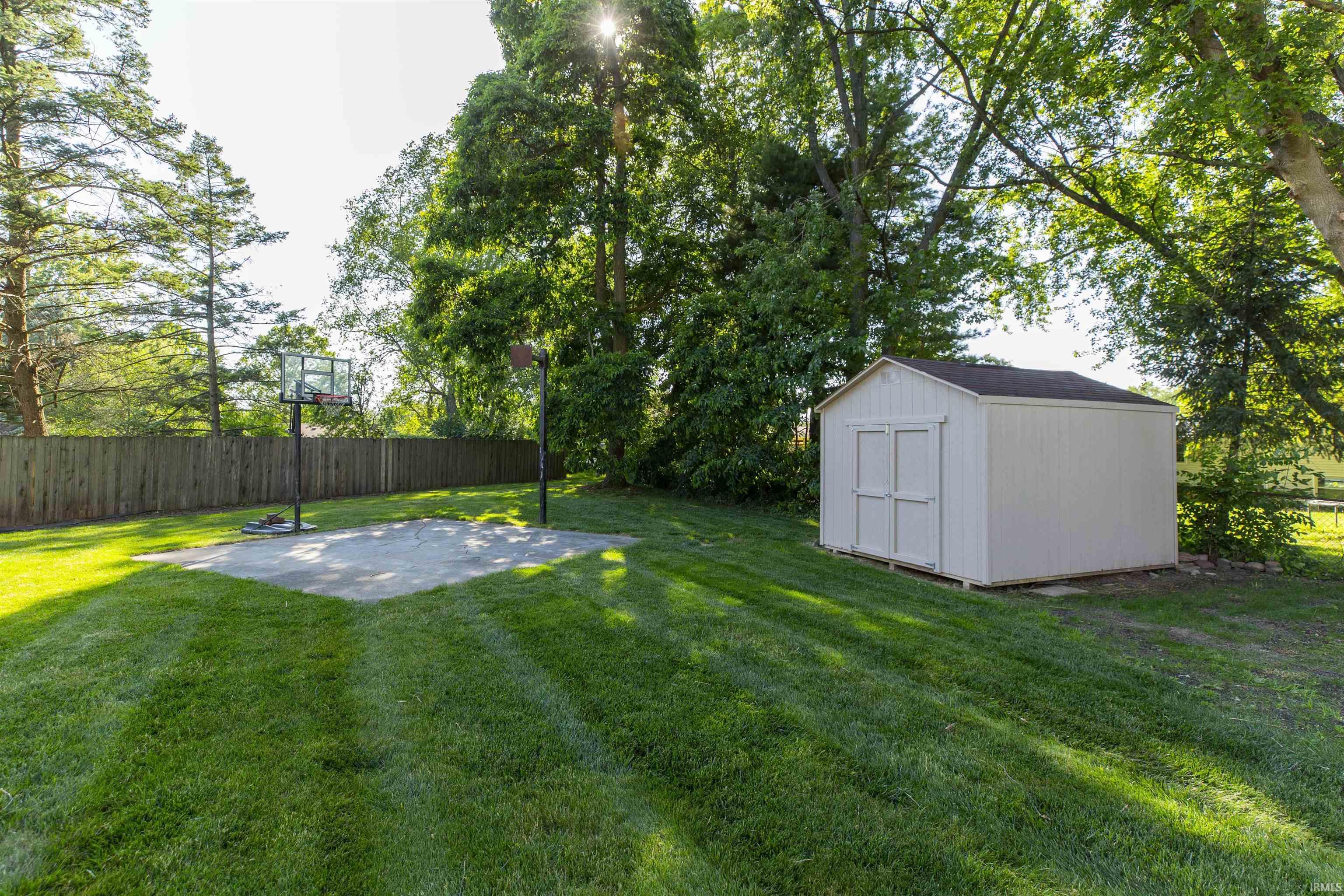 52399 Cavalier Court South Bend IN 46635