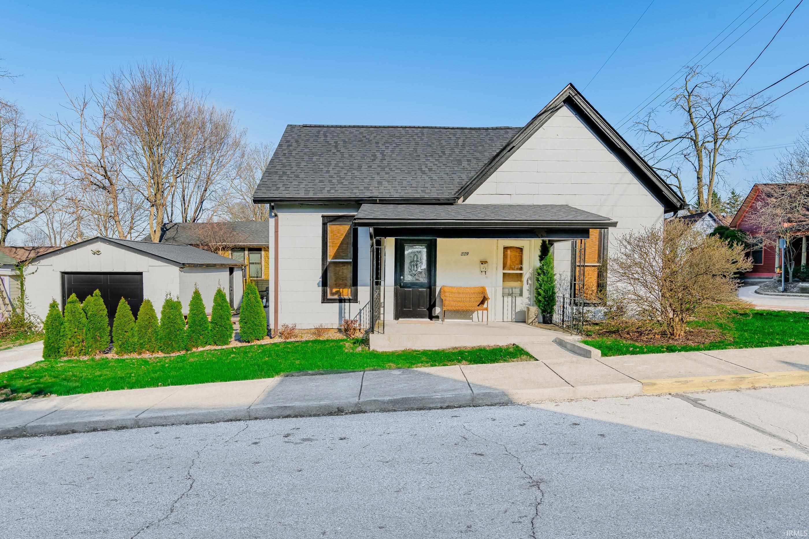 229 S Maple Street Bloomington IN 47404