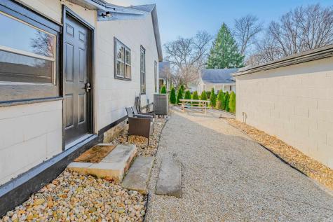 229 S Maple Street Bloomington IN 47404