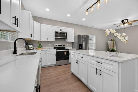 302 W Canal Street Peru IN 46970