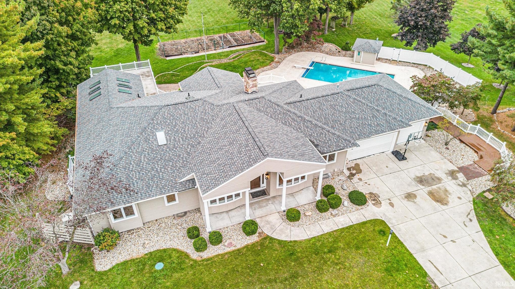 51354 Stratford Drive Elkhart IN 46514