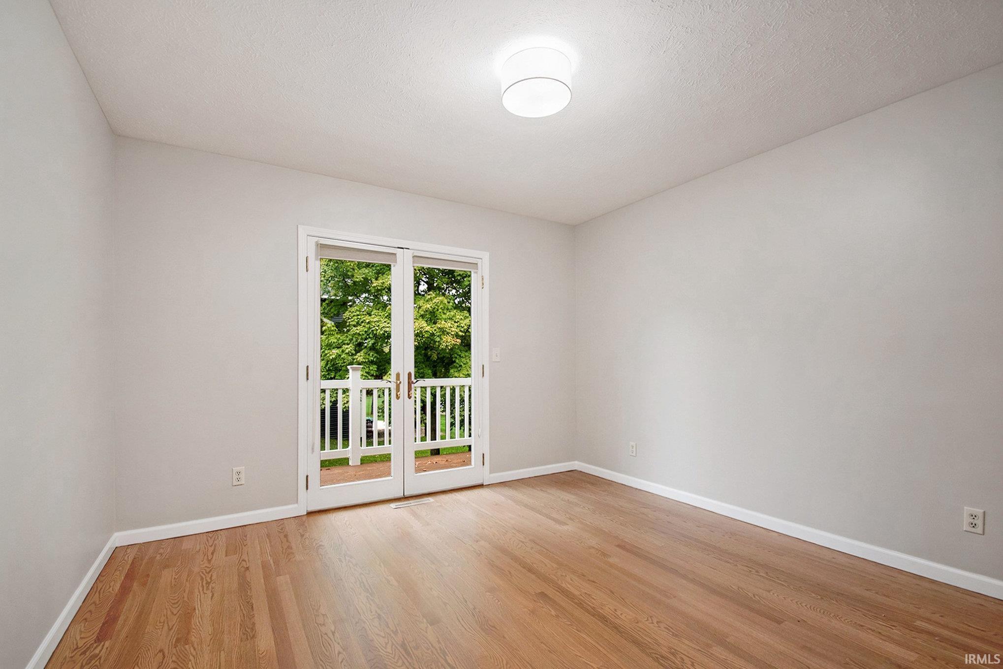 51354 Stratford Drive Elkhart IN 46514