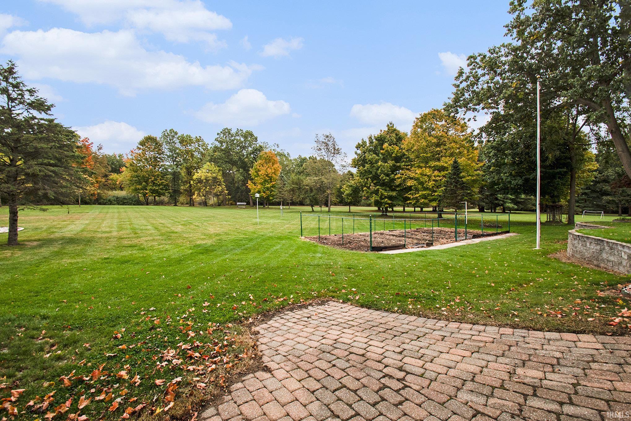 51354 Stratford Drive Elkhart IN 46514