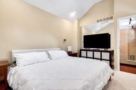 11114 Lakeshore Drive Osceola IN 46561