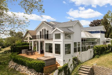 11114 Lakeshore Drive Osceola IN 46561