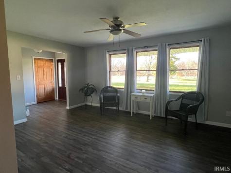 4740 E 600 S Road Gas City IN 46933