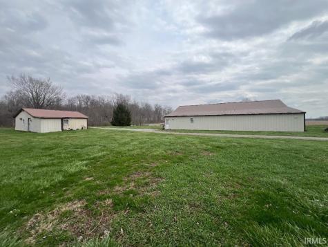 4740 E 600 S Road Gas City IN 46933
