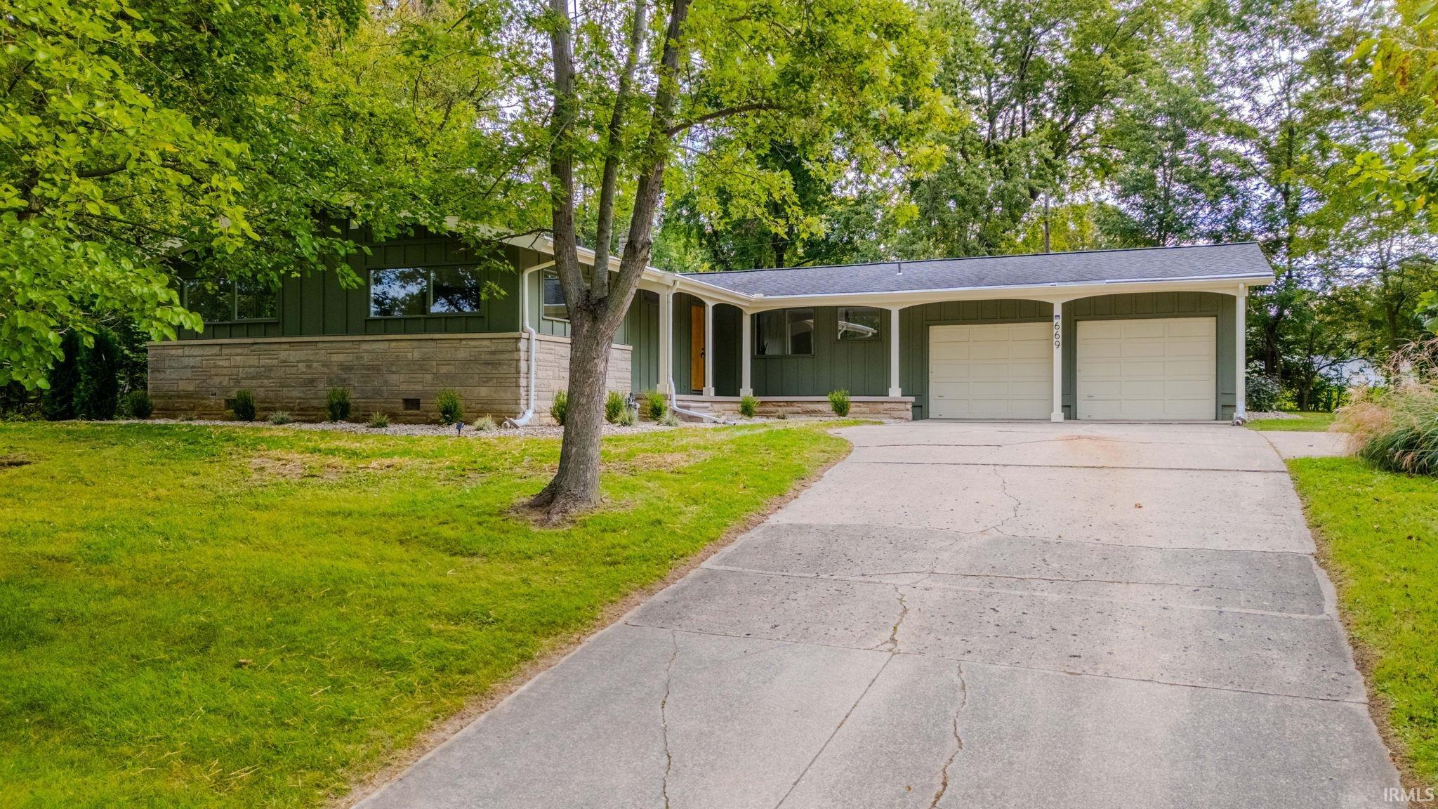 669 Fairway Drive Wabash IN 46992