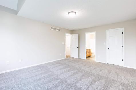 1303 Winnsboro Pass Fort Wayne IN 46845