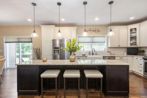 2047 W Blackberry Trail Warsaw IN 46580